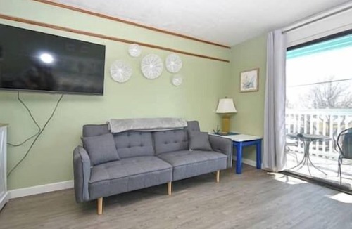 Cedar Key Apartment | Unit 225 Beautiful Cedar key