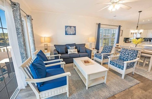 Socastee Condo | Updated Large 2BR in Azalea Lakes, Pools, PondView