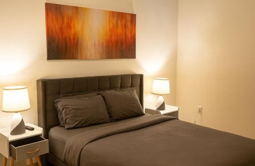 Birmingham Apartment | Upscale 2BR Apt Rooftop Deck and Fitness U14