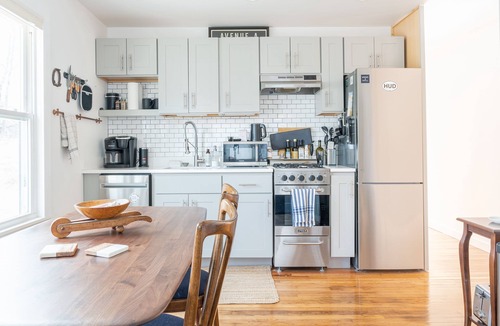Hudson House | Upstate Gem 4 Bed 2 Bath in Hudson, NY