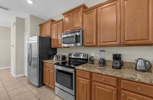 West Kissimmee Cottage | Upstay: Pet-friendly Family Home w Pool & Sundeck