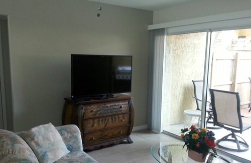 Gulf Gate Estates Condo | Vacation Rental Sarasota 2BR/1BA Condo Heated Pool, wi-fi lake view, backyard