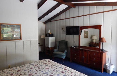Pine Mountain Valley Hotel | Valley Inn