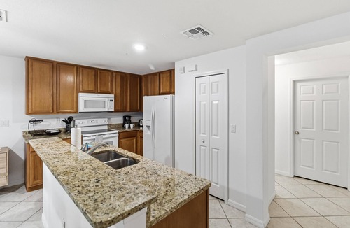 Veranda Palms House | Veranda Palm, private pool, near famous attractions!