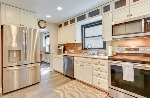 Wantage House | Vernon Township Home w/Private Hot Tub Near Skiing