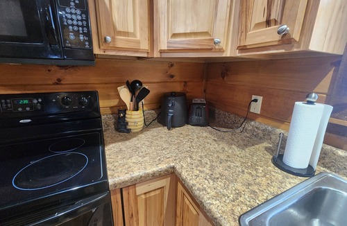 Beech Mountain Cabin | Very Comfortable Beech Stone Cabin, Cozy All Stone, Wood Cabin on Beech Mountain