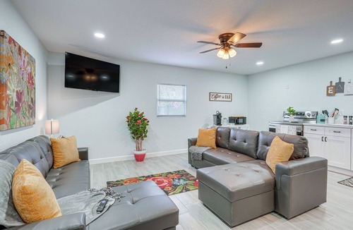 Bearss Plaza House | Vibrant Tampa Home: Perfect for Long Stays!