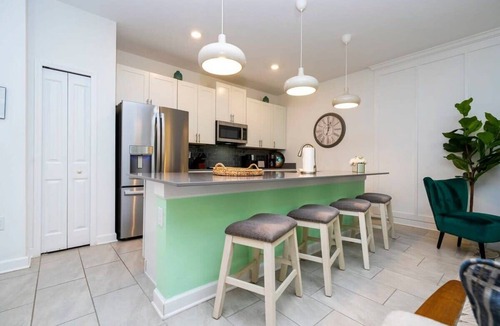 Kissimmee House | Vibrant, Themed Home, Prime Location