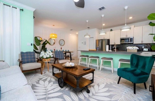 Kissimmee House | Vibrant, Themed Home, Prime Location