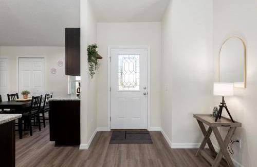 Inverness House | Villa Bennett NEW 4-bedroom with pool & spa