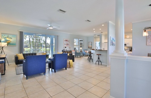 Heron's Watch House | Villa Blue Lagoon - Private Heated Pool & Less Than 10 Minutes to Anna Maria