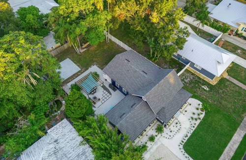 River District House | Villa Tessa | 4-BR | 6 Beds | Pool | Hot Tub | Dog OK | AMI | IMG