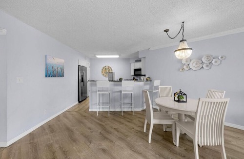 Isla del Sol Condo | Vista Verde East 8-164