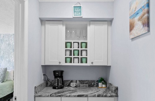 Isla del Sol Condo | Vista Verde East 8-164