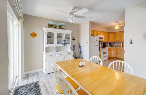 Southend Condo | Walk to Brigantine Beach: Condo w/Furnished Patio