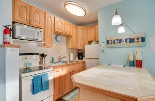 Madeira Beach House | Walk to Madeira Beach: Family Resort Condo