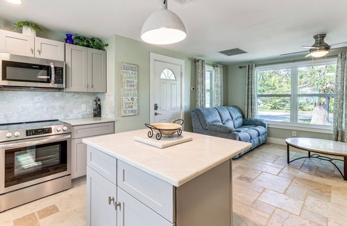 Stuart Cottage | Walk to Parks, Eats & Bars: Stuart Home w/Patio