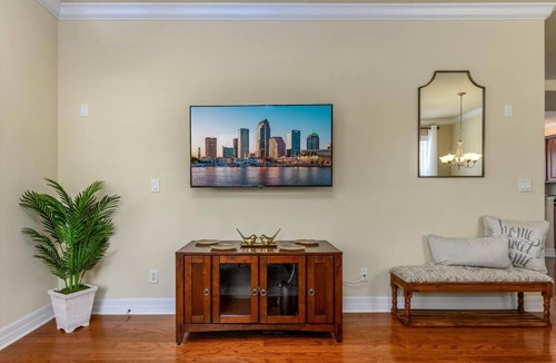 Port Tampa City House | Warm South Tampa Home