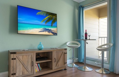 Rocky Point Apartment | Waterfront! 10 min to airport/Near stadium