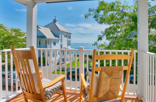 Crystal Beach House | WATERFRONT Beach House Just Steps From Private Side of Crystal Beach