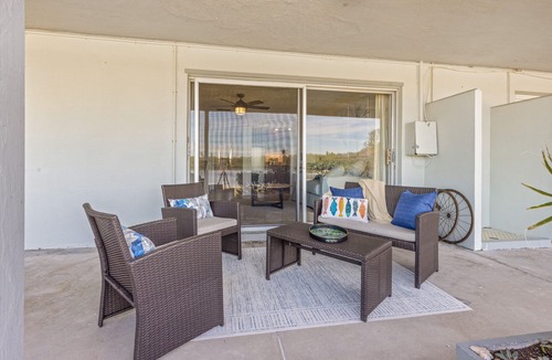 Whitney Beach Condo | waterfront bungalow north end LBK-2 minute walk to beach (weekly availability)