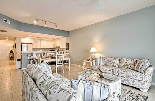 Crisfield Condo | Waterfront Chesapeake Bay Condo w/Boat Slip!
