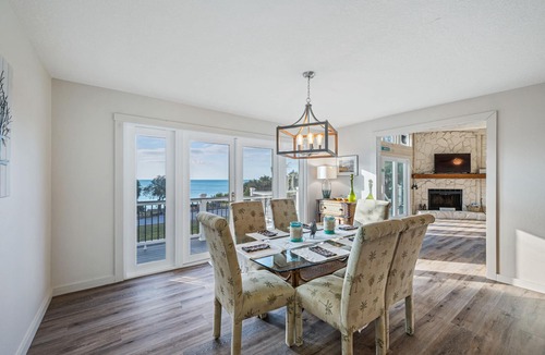 Crystal Beach House | Waterfront Crystal Beach Home with Gulf View & Beautiful Sunsets