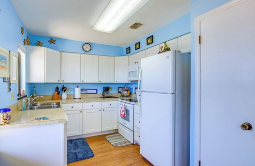 Cedar Key House | Waterfront Duplex w/Dock & Views: Near Town!