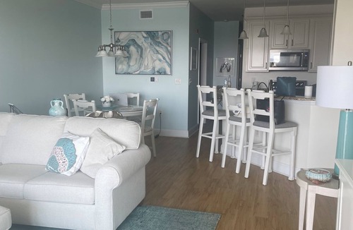 Ocean Isle Beach Condo | Waterfront Golfer’s Paradise 3BR 2BA on Intracoastal Beach Views Sunset BCH