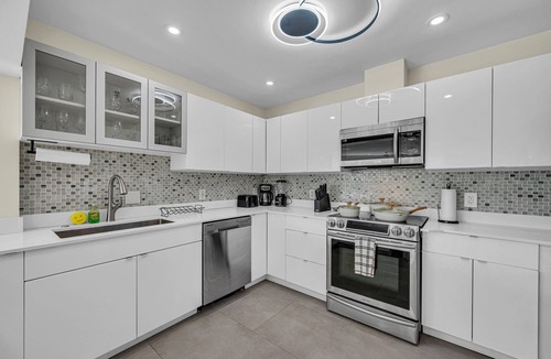 Garden Isles House | Waterfront Heated Pool Home Near Beach | Sleeps 10