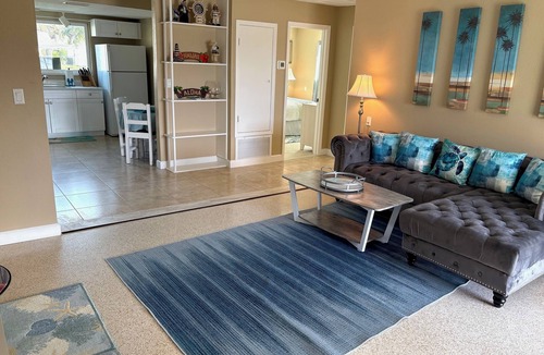 Grand View Park House | Waterfront House sleeps 4