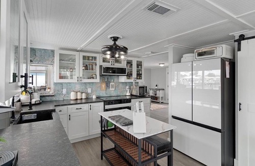 Flor-a-mar House | Waterfront Paradise in Gulf Harbors Private Dock