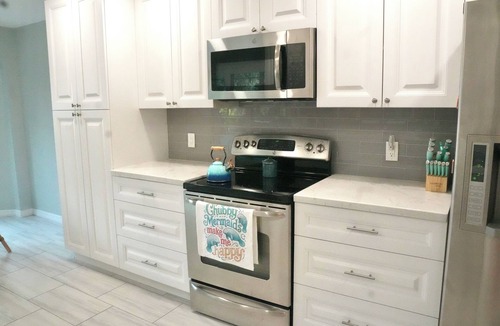 Crystal River House | Waterfront Retreat! Heated Pool, Kayaks, Fishing, Boat Lift, Dogs, Manatees