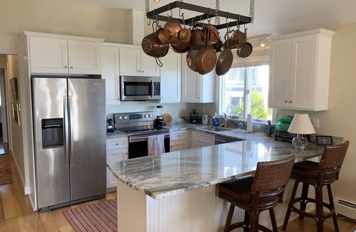 St. Leonard House | Waterfront riverhouse on a beautiful farm only 50 minutes from DC