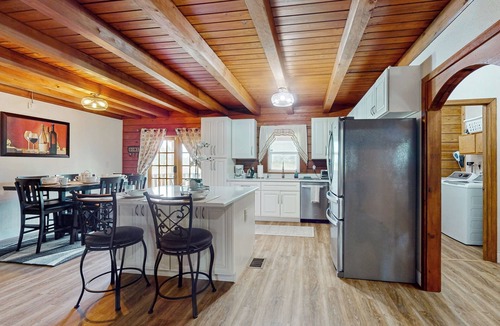 Groveland House | Waterfront Views! Countryside Cabin in Clermont