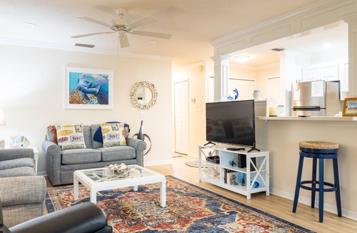 Holmes Beach Condo | Waters Edge 110S · Direct Gulf Balcony · 1-Month Rental