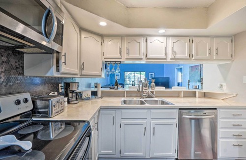 New Port Richey East Condo | Waterside New Port Richey Condo w/Pool Access!