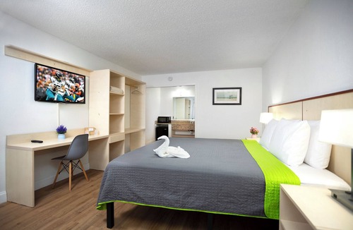 Arlington Hotel | Weekly Inn