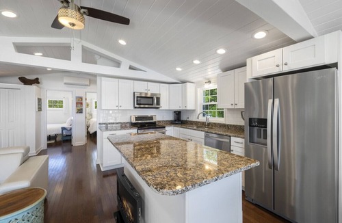 Cedar Key House | Welcome to Sunrise Cottage Stilt House: A Serene Waterfront Retreat
