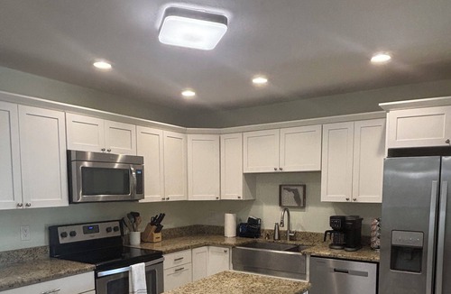 Crystal Beach House | Welcoming 4-bedroom house with hot tub in Palm Harbor