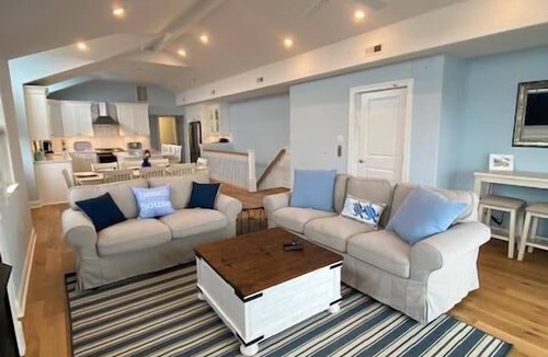 Townsend's Inlet House | Well-appointed Townhouse that is a 5 Bedrooms with Bonus Room, Elevator and 4.5 Bathrooms in the Southend of Sea Isle