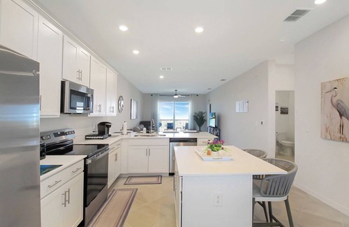 Venice Condo | Wellen Park golf course views - Golf membership included - Golf and Beach Getaway