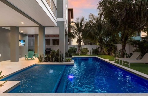Bradenton Beach House | West Coast Best Coast! Steps to the Beach!