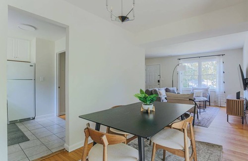 Jefferson Park Avenue Apartment | Westerly Haven A