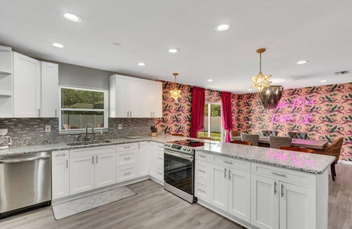 Lakeland House | Whimsical & Fun South Lakeland Home!