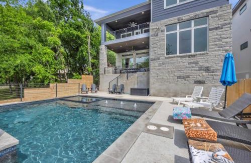 Burnet House | White Whale Concierge Services