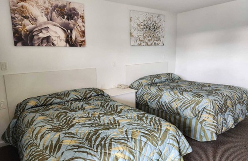 Lyndhurst Hotel | Winslow Motel