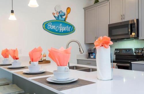 Kissimmee House | Wonderful 5 Bd Close to Disney @ Storey Lake Resort 2980
