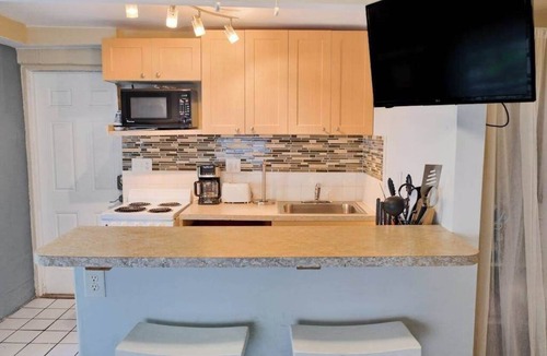 Ilexhurst Apartment | Wonderful studio near the beautiful beach