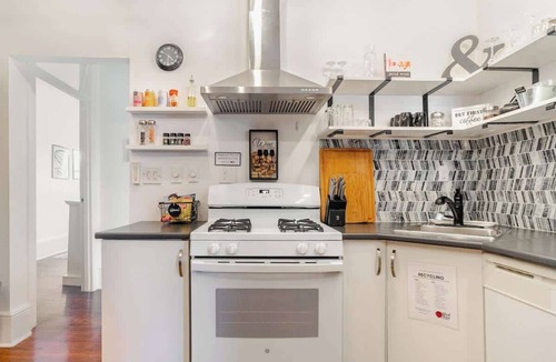 Belleville Apartment | Work, Visit & Relax Downtown | Wi-Fi + Laundry